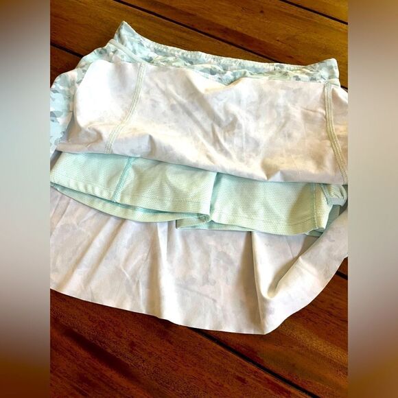 ATHLETA GIRL athletic skirt; Size L/12
Like new! - Picture 3 of 6